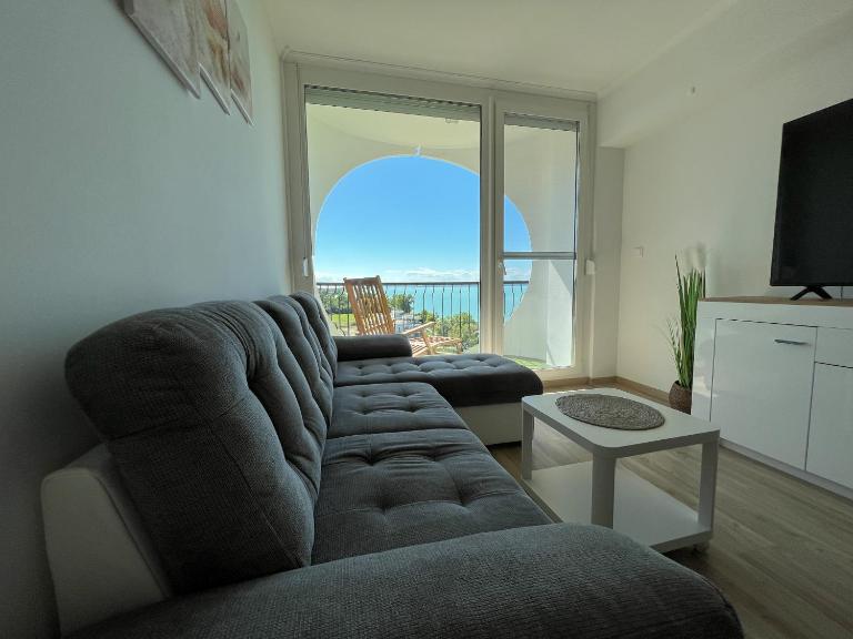 Paradise Beach Apartment - Chambres d'hôtes Siófok
