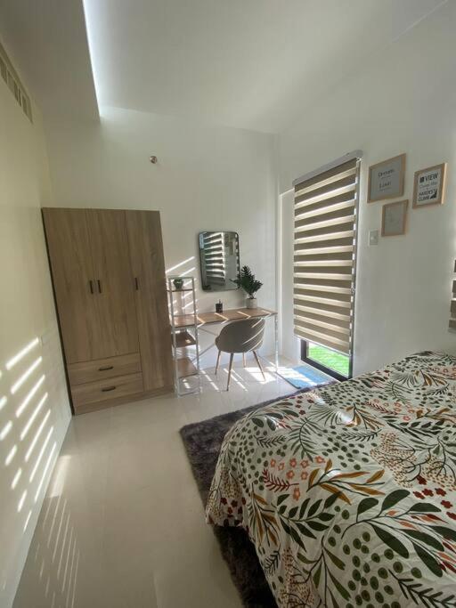 Royal Oceancrest Mactan - Relaxing Sunset View - Chambres d'hôtes Lapu-Lapu City