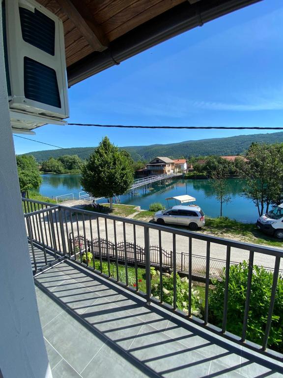 Apartman UnaTesnim - B&B Bihać