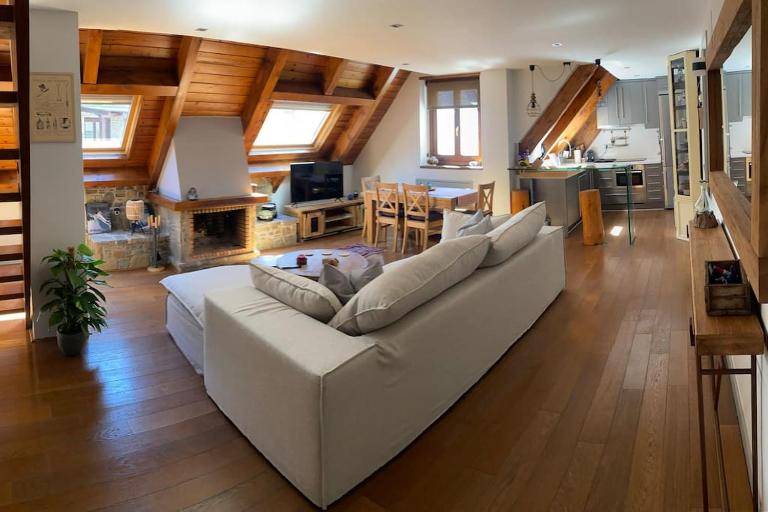 DUPLEX con encanto en Bagergue y guarda esquíes - B&B Baguerge