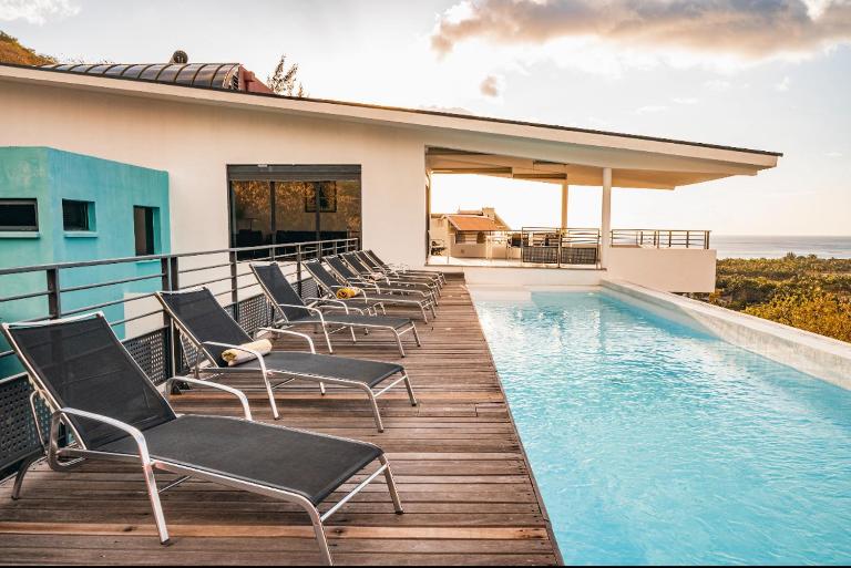 Villa Dabbadia, une vue unique et spectaculaire - B&B Le Morne