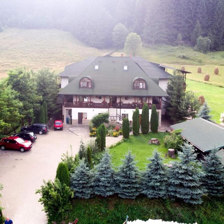 Conacul Domnitei - B&B Gura Humorului
