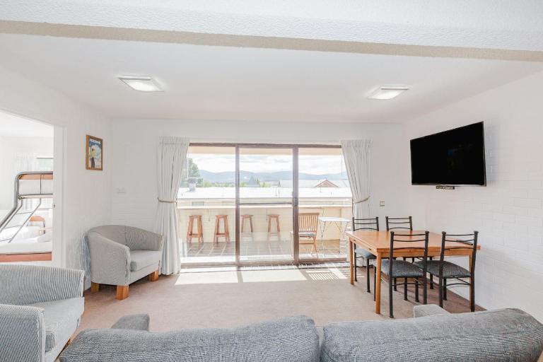 Central Park 10 1 Snow River Ave - B&B Jindabyne