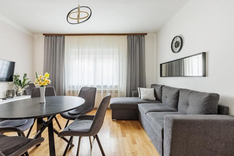 Cozy 2-bedroom house with garden - B&B Zagabria