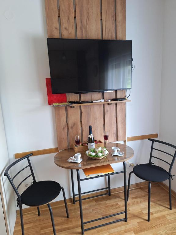 studio-apartman ,,ISSA,, - Bed and Breakfast Vrnjačka Banja