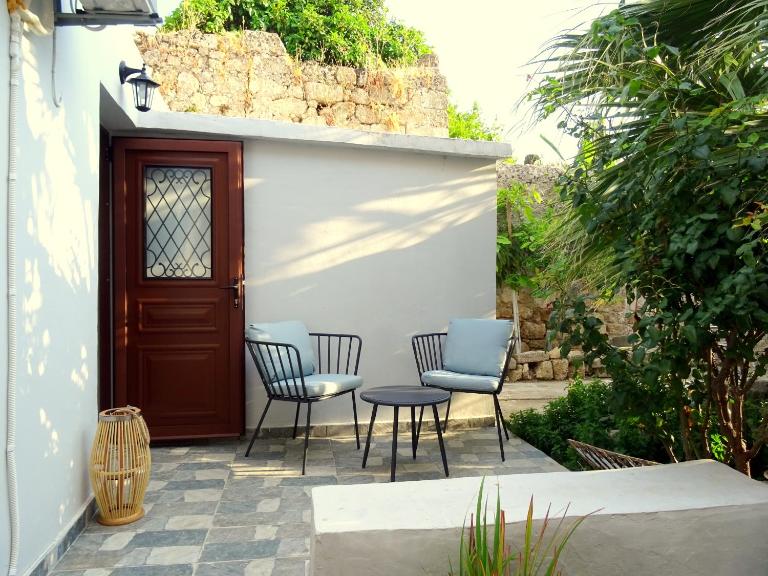 Lilly's Cosy Studio - B&B Rodi