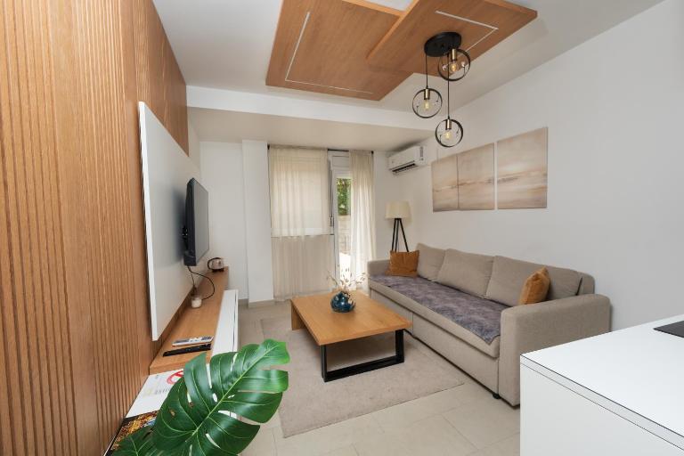 Comanda LUXURY APARTMENTS - B&B Belgrado