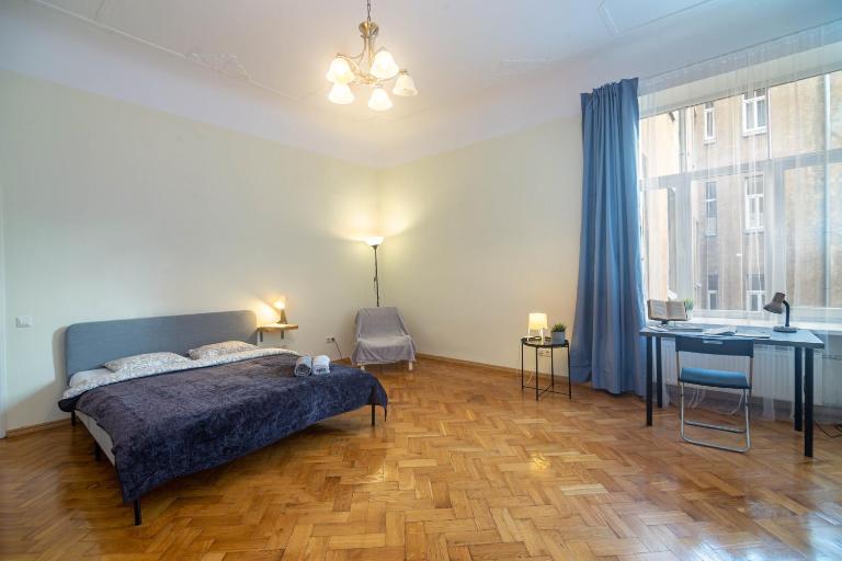 Spacious 4-Bedroom apartment - B&B Riga