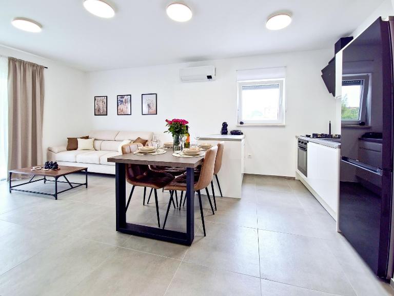 Apartments Laura & Nino - Bed and Breakfast Pula