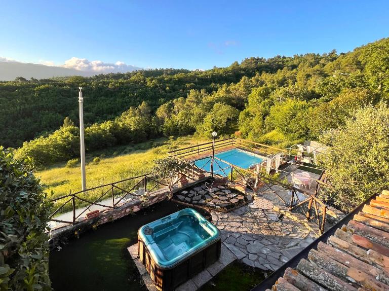 Villa immersa nel verde - B&B Spoleto