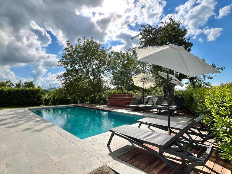 Resort Franko Spacious house with a pool - B&B Obrovo