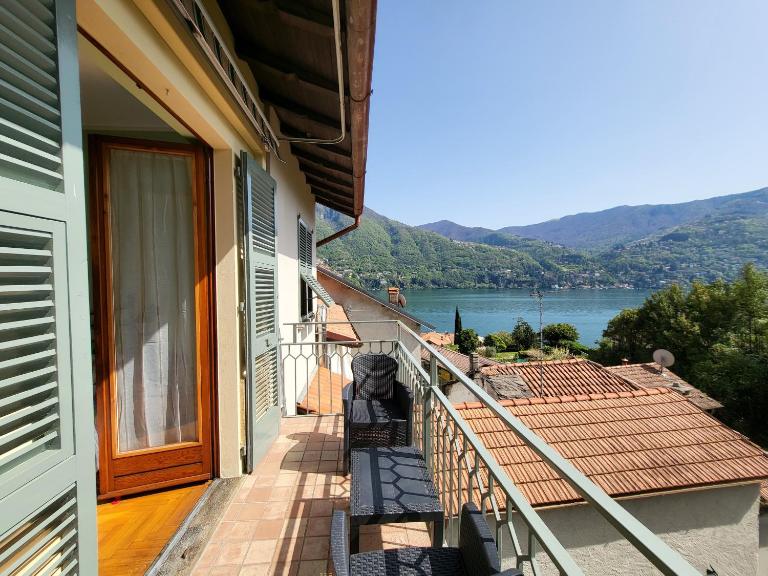 Casa Gelsomino, Laglio, Lake Como - Chambres d'hôtes Laglio