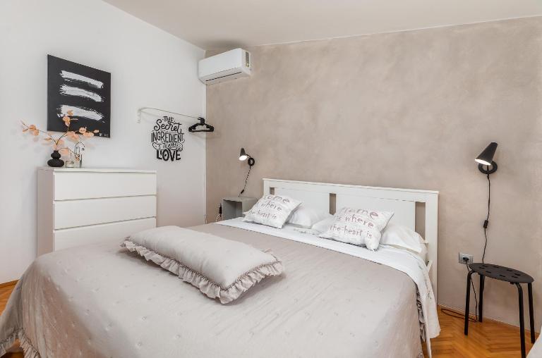 Apartment Tesic close to the sea with shared 4xbicycles - Ferienwohnung Fazana