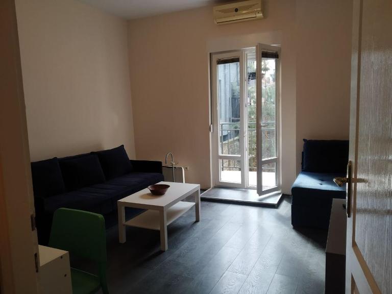 Flower Square Studio - B&B Belgrado