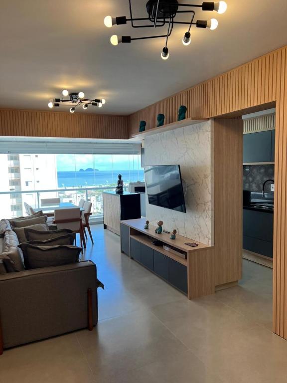 Apartamento Praia Enseada Guaruja 2 Quartos - Chambres d'hôtes Guarujá