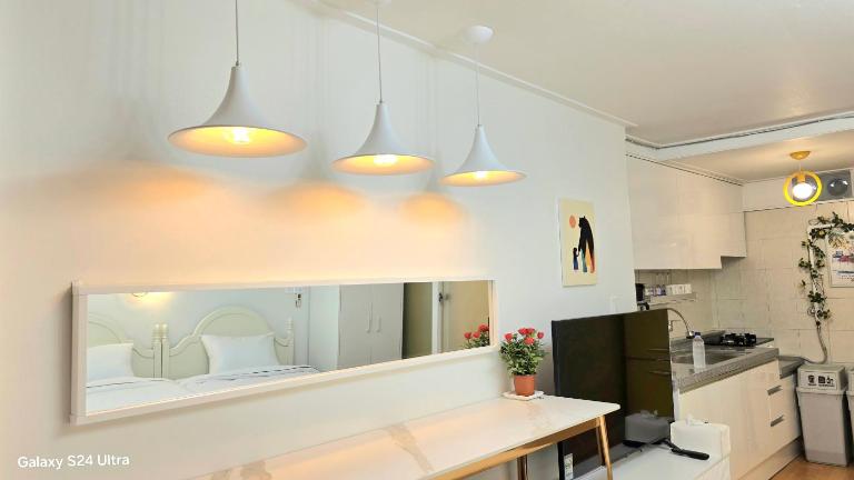 Gyeongbok Gogung Stay - Two Bedrooms - B&B Seoul