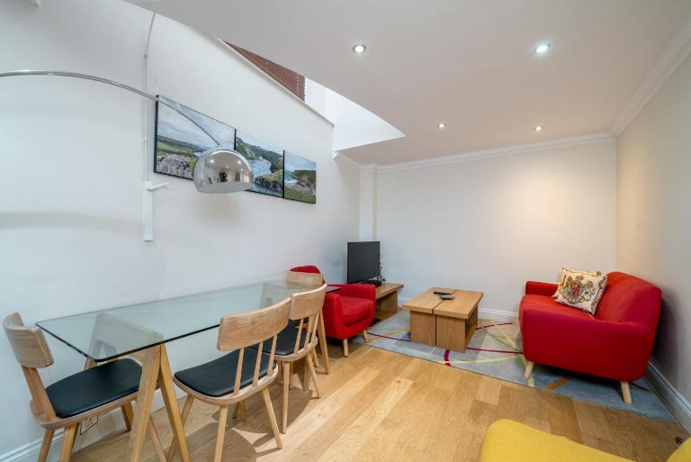 Great apartment near St Pauls Cathedral - B&B London