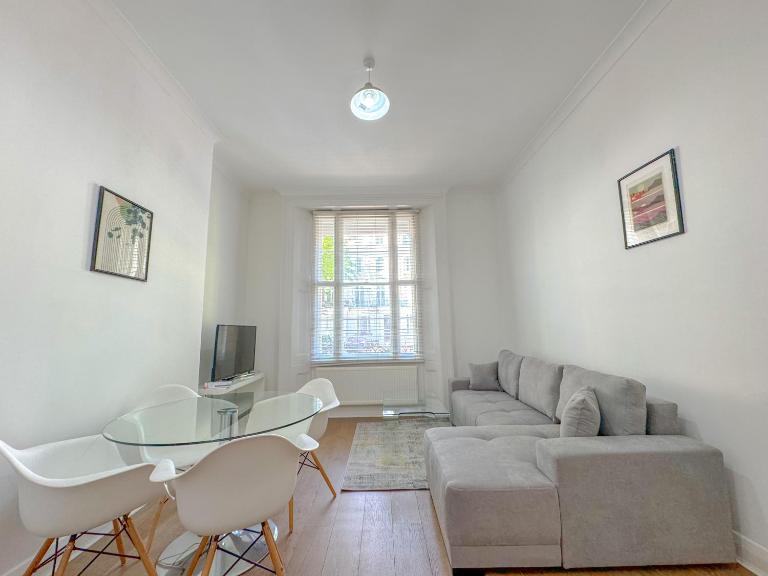 Primestate Hyde Park Apartments - B&B London