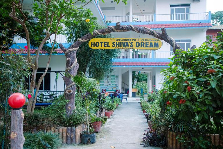 Hotel Shiva's Dream - Bed and Breakfast Sauraha
