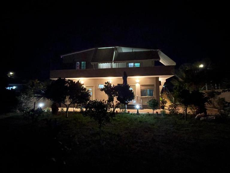 Vila megi-Rent Room - Bed and Breakfast Vlorë