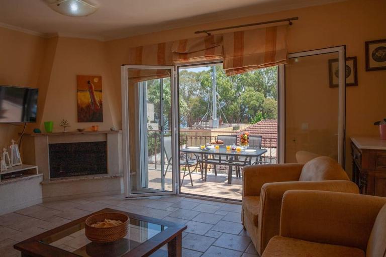 Athena's home for families, 50m from the beach! - Ferienwohnung Ligia