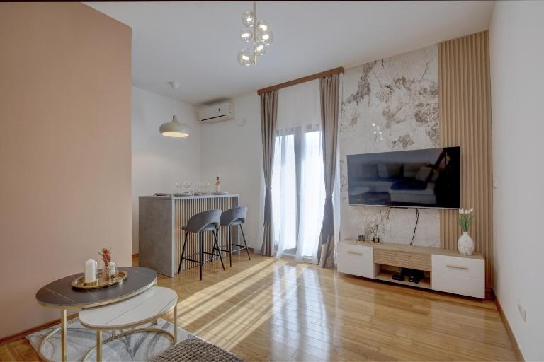Seaview apartment Risinium - B&B Risan