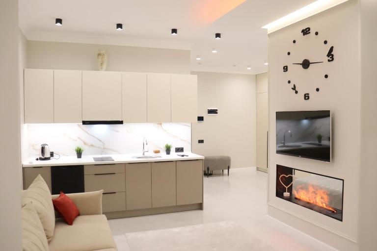 Апарт номер в ЖК Комфорт Сити - Bed and Breakfast Almaty
