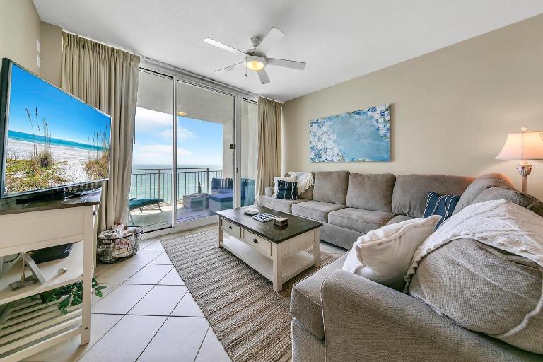 Aqua Resort 906 by Emerald Coast Retreats - Ferienwohnung Panama City Beach