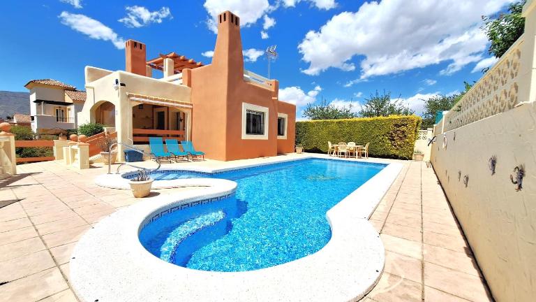 Casa Tortuga - 3 bedrooms and private pool - B&B Hondón de las Nieves
