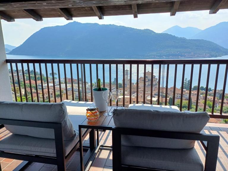 Appartamento con vista lago - Dosso Lakeview - B&B Sale Marasino
