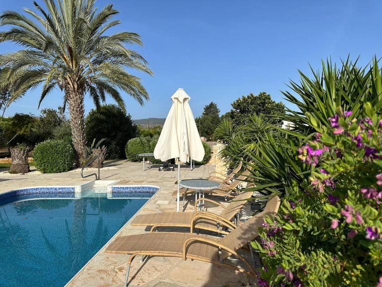 Villa Margarita Latchi - B&B Lakkí