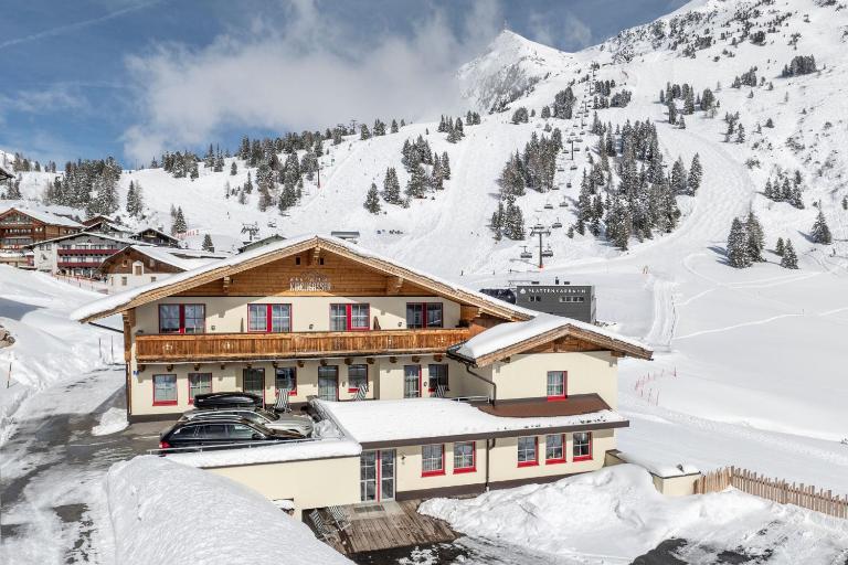 Apparthotel Kirchgasser - Bed and Breakfast Obertauern