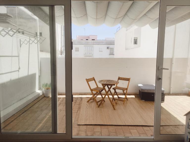 PISO CENTRO CHICLANA - Chambres d'hôtes Chiclana de la Frontera