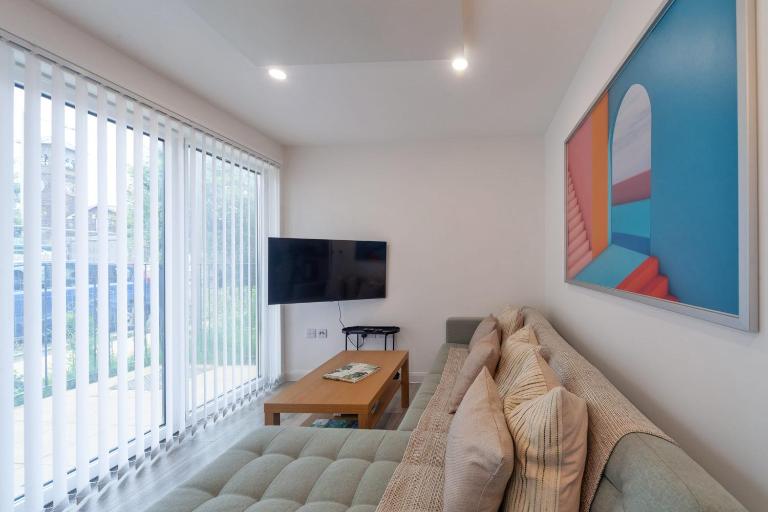 Fantastic 2 Bedroom Apartment in Ashford - Ferienwohnung Ashford
