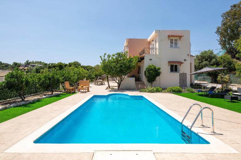 Villa Emerald - B&B Asgourou