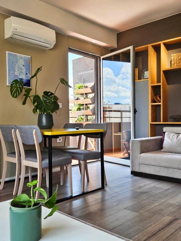 Modern Flat In Tirana Center - B&B Tirana