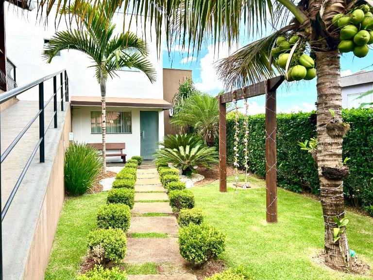 Pousada Rainha Dos Lagos - B&B Capitólio