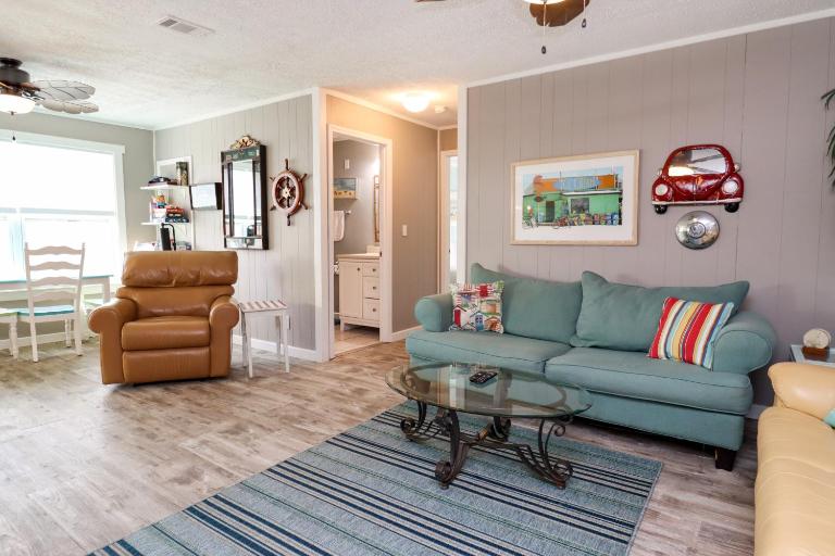 Castaway by Pristine Properties Vacation Rentals - B&B Indian Pass
