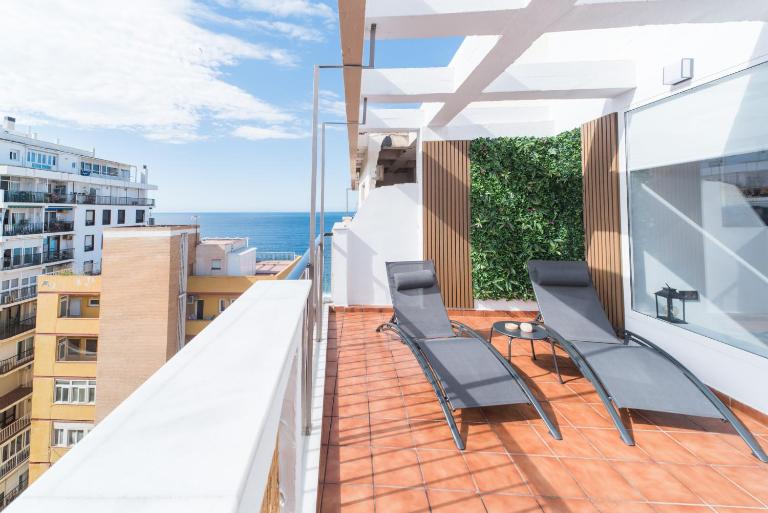 Expoholidays - Ático Cartagena 7 - B&B Almería