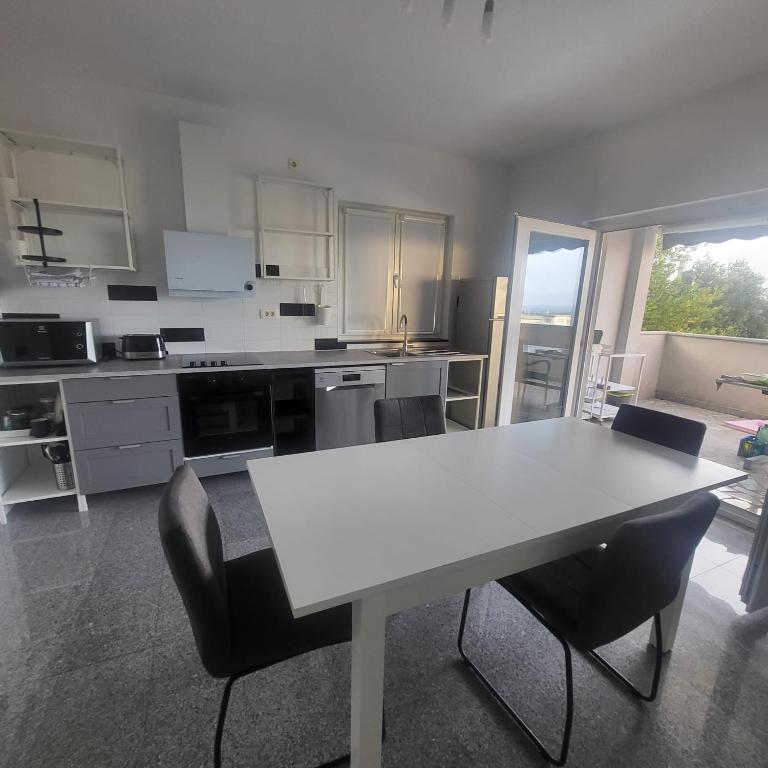 JEDRO 100 m2 - B&B Gradac