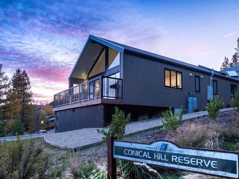 Jacks Lodge Townhouse - Chambres d'hôtes Hanmer Springs