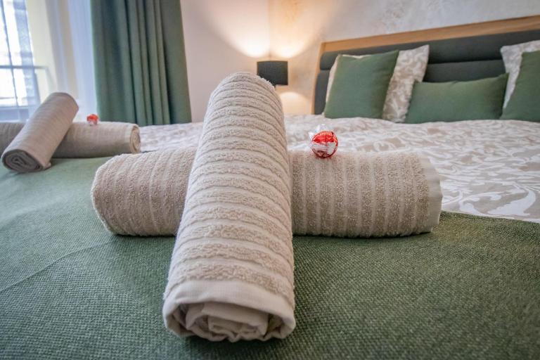 Japandi Studio Apartment, free parking - Chambres d'hôtes Budapest
