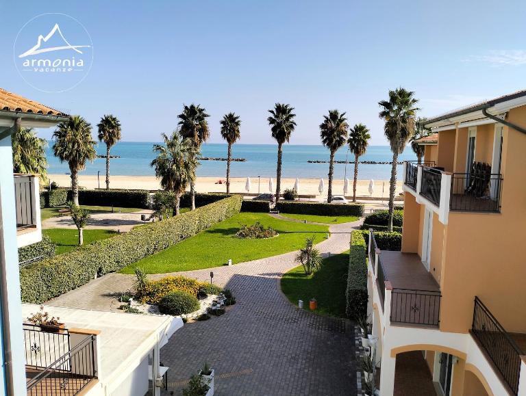 Appartamento Fronte Mare Cologna Spiaggia cod RC2 - Ferienwohnung L'Annunziata