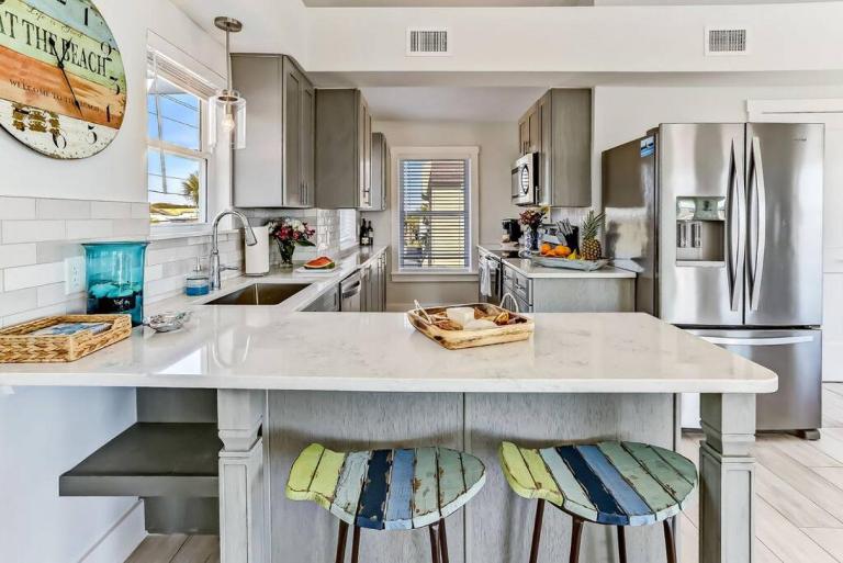 Dukes Beach House - Oceanfront - Huge Deck - Breathtaking Views - B&B Fernandina Beach