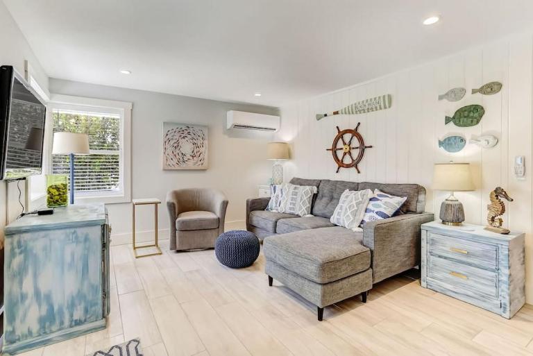 The Reef - Cozy Hideaway - Private Patio - Located Steps from the Beach - B&B Fernandina Beach