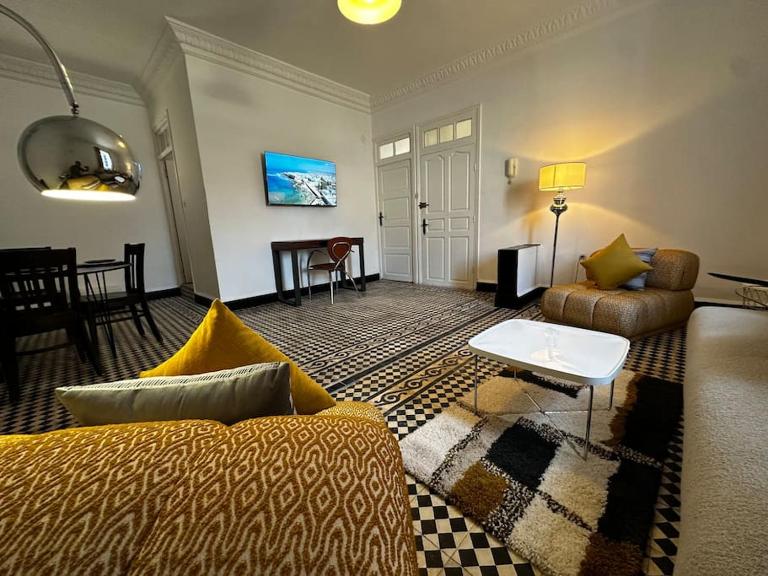 Cosy spacious apartments medina center - B&B Esauira