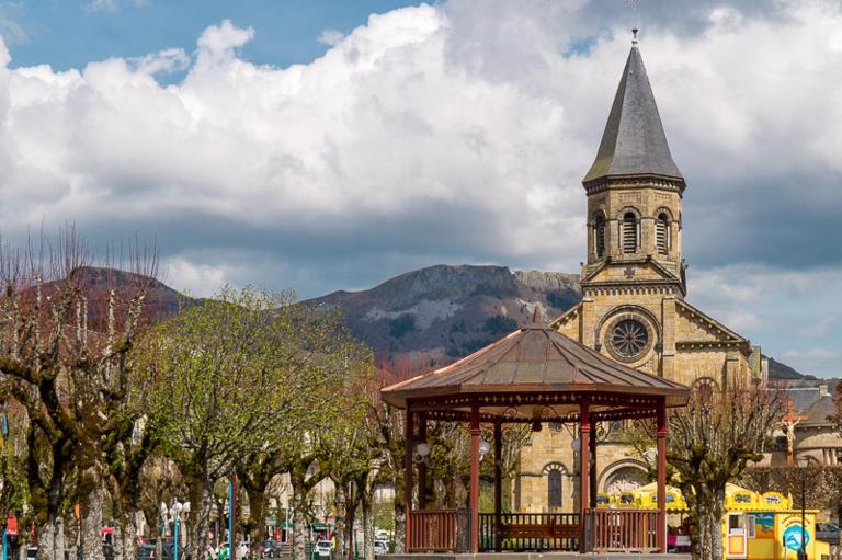 Appt lumineux, Thermes et Montagne - B&B La Bourboule