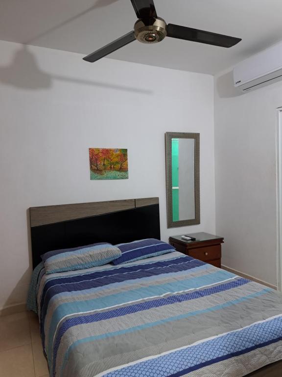 Arriendo habitaciones amobladas con aire acondicionado - B&B Montería