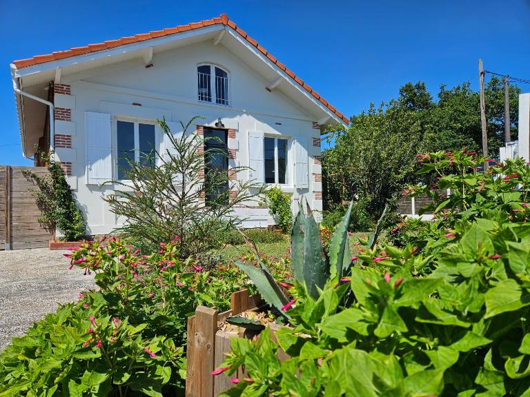 Maison de ville avec piscine - B&B La Teste-de-Buch