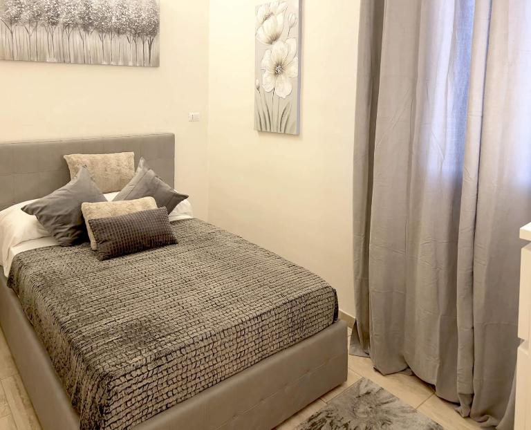 Ariana Apartments - B&B Roma